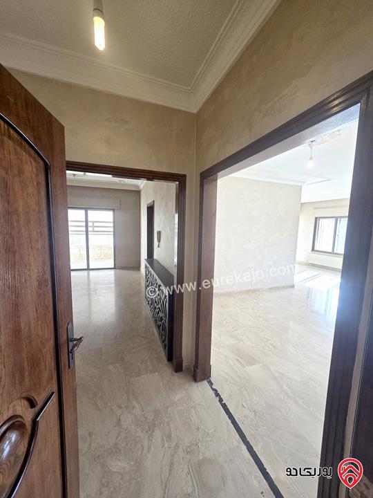 شقة فارغة طابق ثاني مساحة 210م للايجار السنوي في عمان - ضاحية الامير راشد