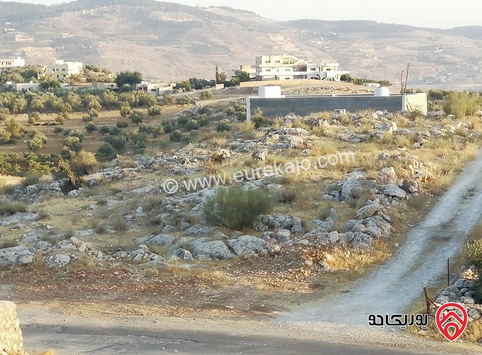 ارض مربعة مفروزة مساحة 1 دونم و 685م للبيع في عمان - مرج الحمام البحاث