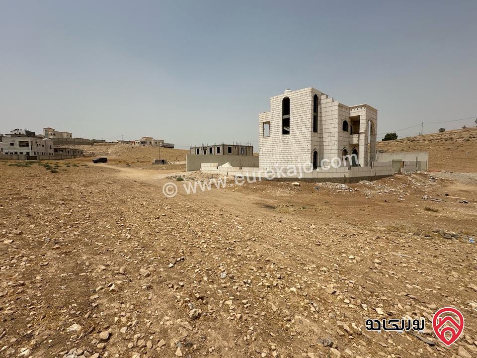 ارض مساحة 569م للبيع في عمان - الخشافية تلعة هليل الغربي بجانب فلل