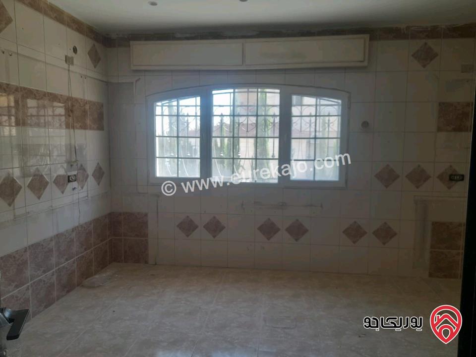 فيلا مساحة 600م على أرض 490م للبيع في عمان - شارع مكة