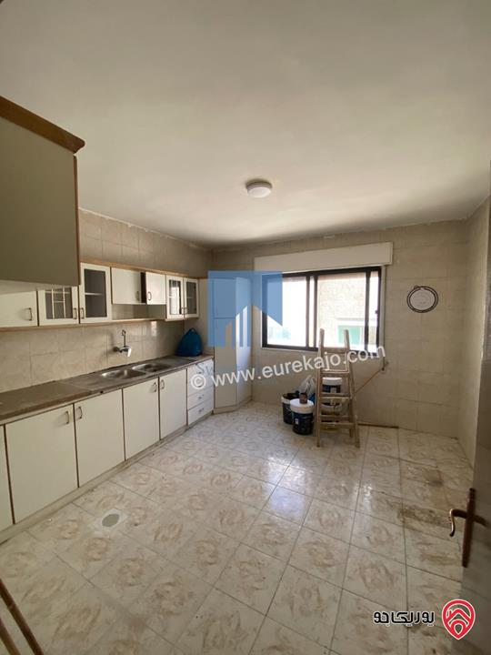 شقة مميزة طابق ثالث 168م للبيع في عمان - خلدا 