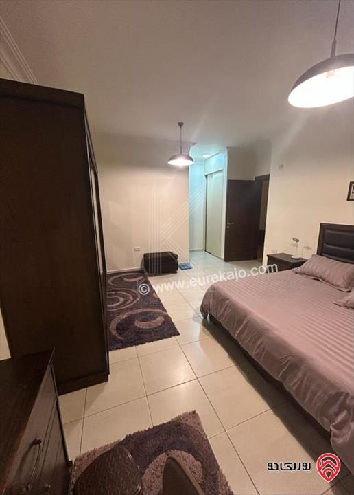 شقة فاخرة طابق أول مساحة 200م للبيع في عمان - الرابية