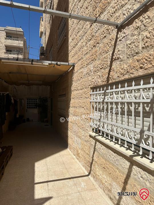 شقة مساحة 200 م طابق شبه أرضي للبيع في ضاحية الامير حسن