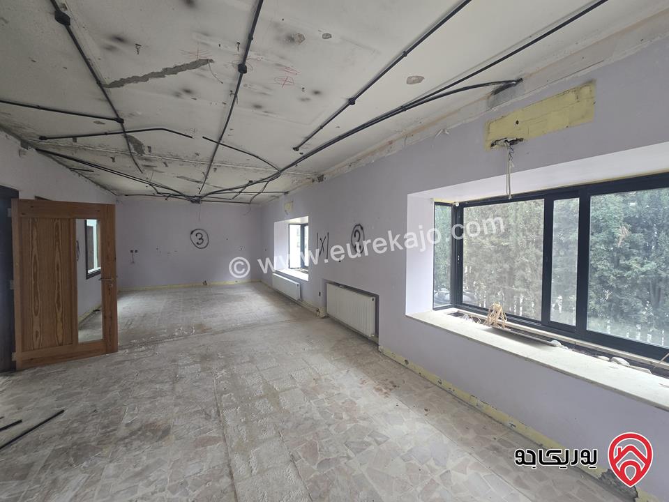 فيلا مساحة 500م على أرض 730م للبيع في عمان - ام اذينة 