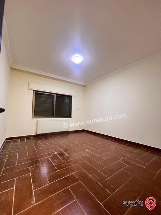 شقة مساحة 200م طابق اول للايجار في عمان - خلدا