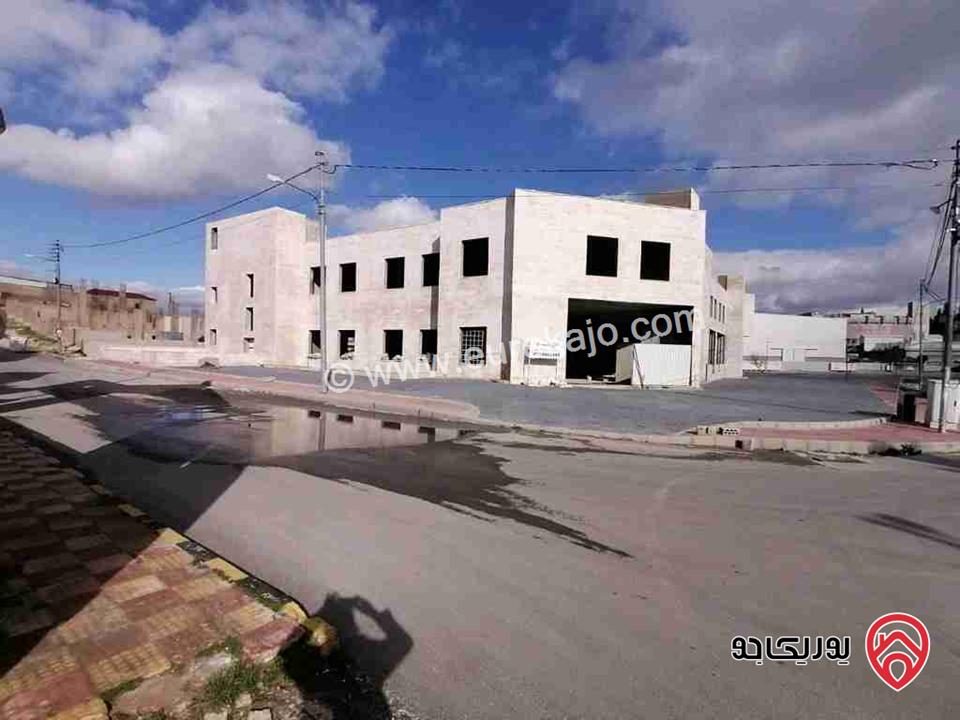 مجمع تجاري للبيع في عمان - المقابلين