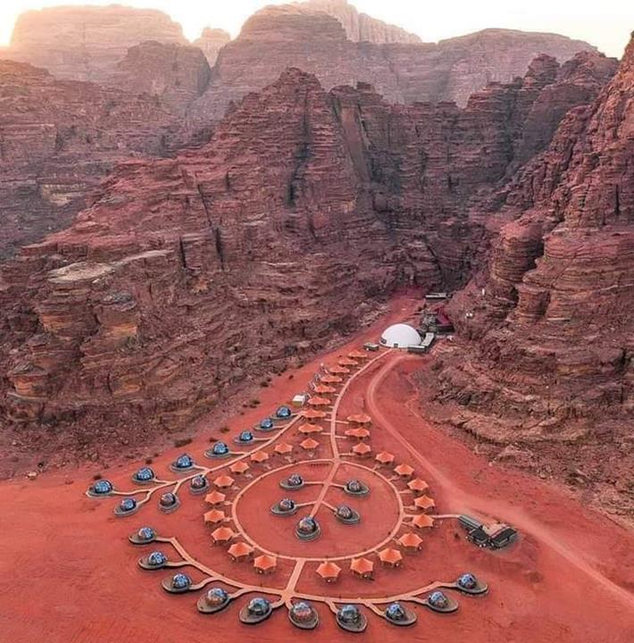 مكتب عمر للخدمات العقارية