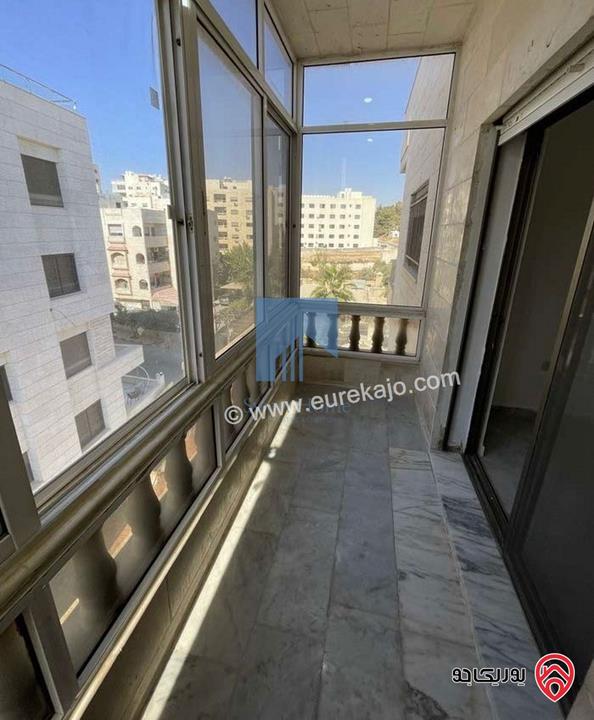 شقة مميزة للبيع في عمان - خلدا قرب المدارس المستقلة طابق ثالث 190م تشطيب سوبر ديلوكس