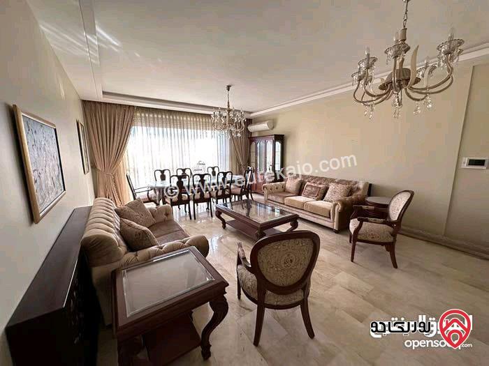 شقة مفروشة طابق ثالث مع روف مساحة 290م للايجار في عمان - طريق المطار