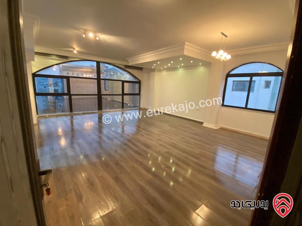 مكاتب مساحة 60م طوابق مختلفة للايجار في عمان - الجاردنز