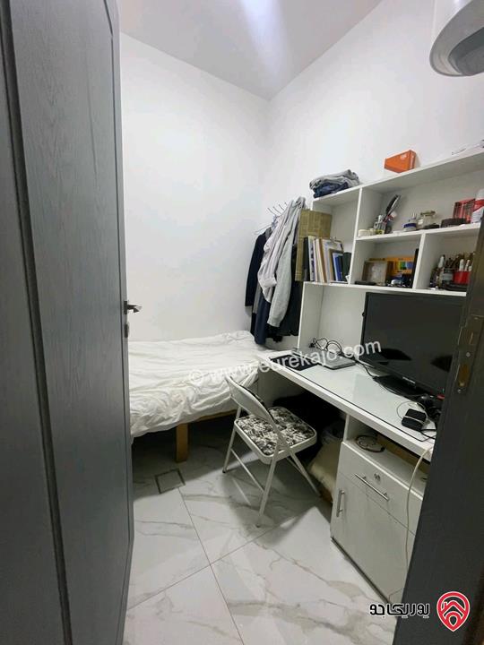 فلل مساحة 238م على أرض 500م للبيع في عمان - الطنيب طريق المطار