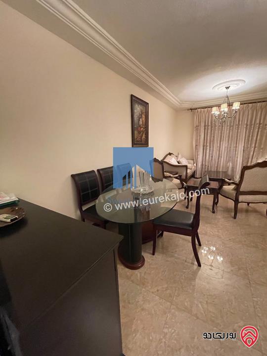 شقة مفروشة طابق اول 150م تشطيب سوبر ديلوكس للبيع في عمان - خلدا 