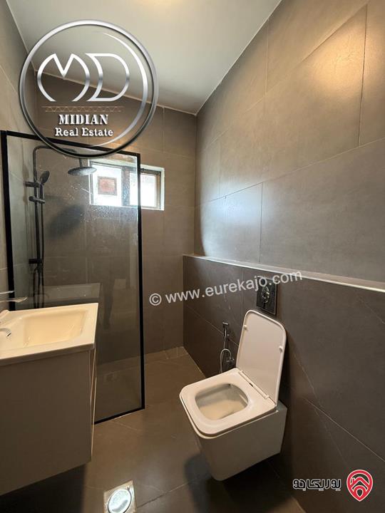 شقة ارضية فارغة للايجار في عمان - دير غبار مساحة 200م مع ترس 100م تشطيبات سوبر ديلوكس بسعر مميز