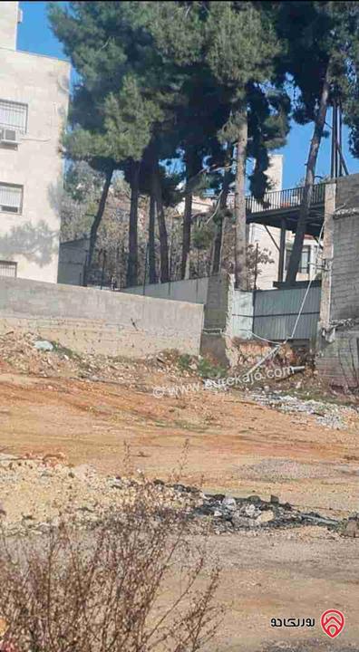 أرض تجاري مساحة 1 دونم و 94م للبيع في عمان - خلدا 