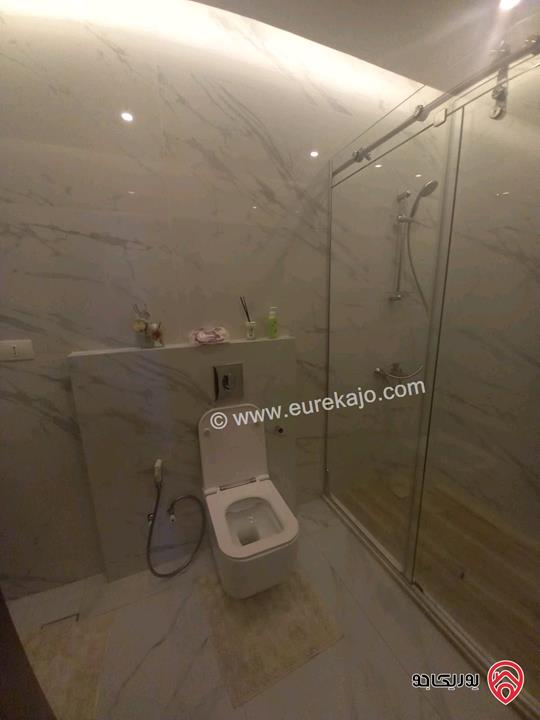 فيلا مساحة 500م على أرض 1900م للبيع في عمان - منطقة ام الدنانير 