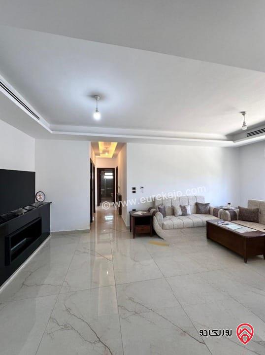 شقة سوبر ديلوكس طابق ثاني مساحة 236م للبيع في عمان – أم أذينة الغربي