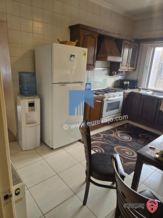 شقة مفروشة فاخرة للبيع في عمان - خلدا قرب تقاطع السكر طابق ثالث 150م تشطيب سوبر ديلوكس بسعر مغري