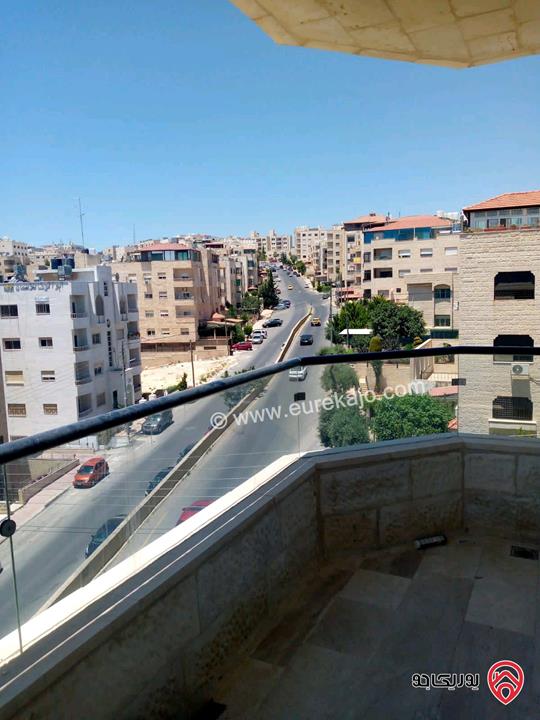شقة مميزة طابق ثالث مساحة 200م للبيع في عمان - تلاع العلي جديدة لم تسكن إطلالة رائعة قرب الخدمات  