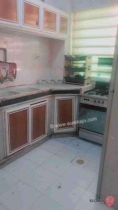 شقة طابق أول مساحة 80م للبيع في عمان - الذراع الغربي 