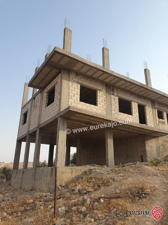 منزل قيد الإنشاء مساحة 186م على أرض 605م للبيع في الزرقاء - بيرين