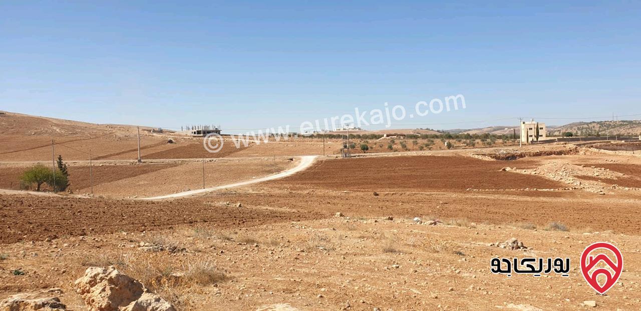 قطعة ارض زراعيه مساحة 3400م للبيع في جرش