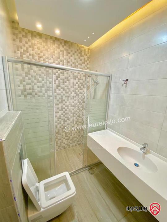 شقة مميزة مساحة 200م طابق أول للايجار في عمان - الكرسي