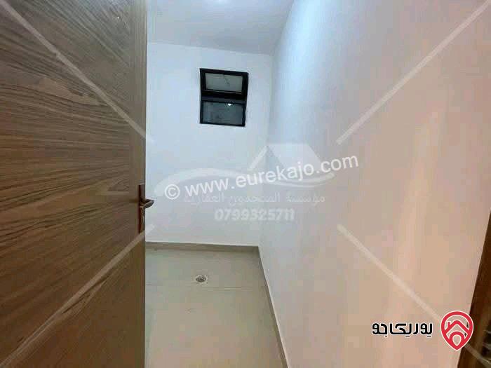 شقة فارغة مساحة 200م طابق اول للايجار جديدة لم تسكن في عمان - خلدا 