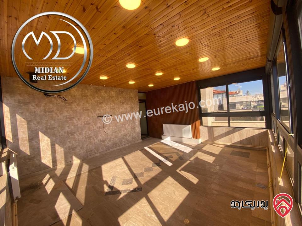 شقة للايجار طابق أخير مع روف في عمان - خلدا - العوجانية مساحة 425م مع تراسات تشطيبات ديكورات فاخرة اطلالة بانورامية خلابة