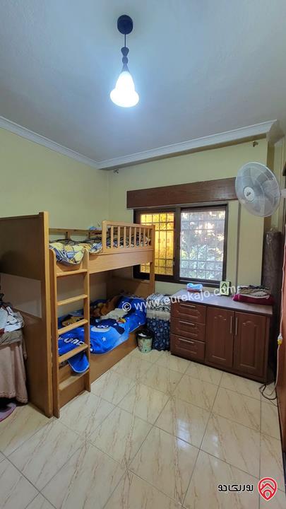 شقة أرضية مساحة 140م داخلي و 32م ترس للبيع في عمان - طبربور 