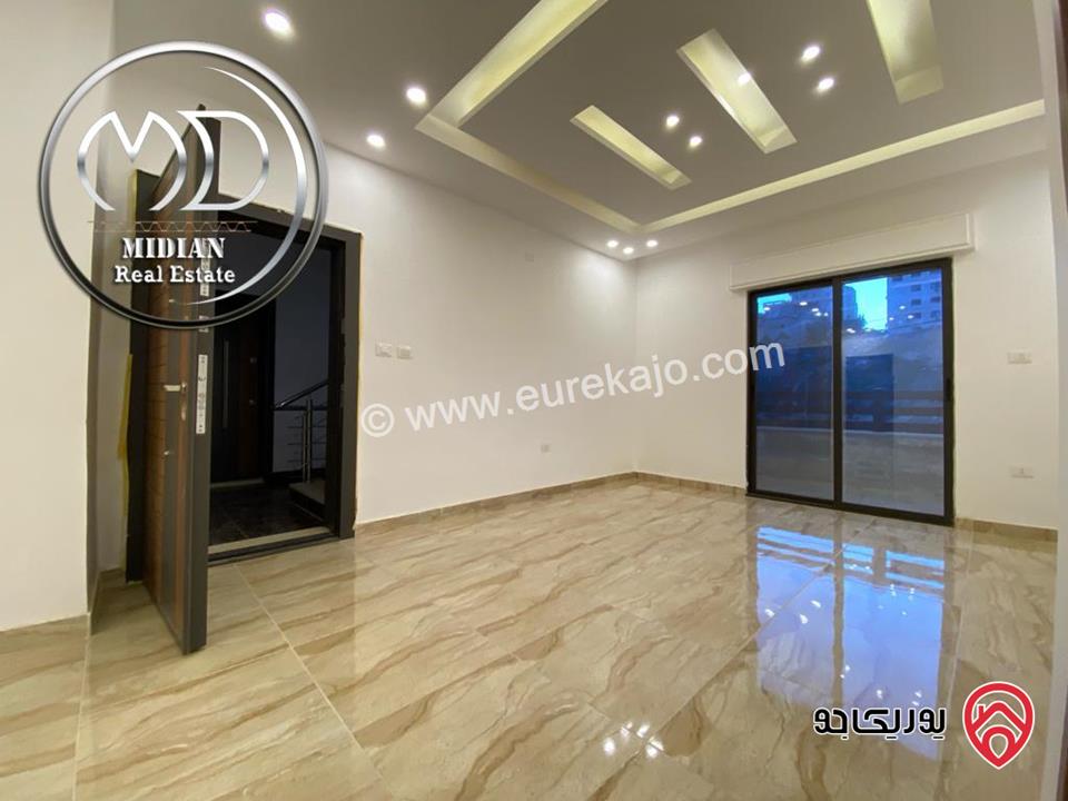 شقق دوبلكس جديدة طابق اخير مع روف للبيع في عمان - تلاع العلي مساحات 190م & 205م تشطيبات ديكورات عصرية اطلالة جميلة