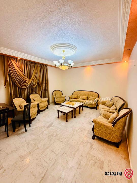 شقة طابق ثالث مساحة 150م للبيع في عمان - طبربور