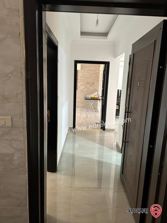 شقة ارضية مساحة 196م داخلي و 70م خارجي للبيع في عمان - ضاحية الامير راشد