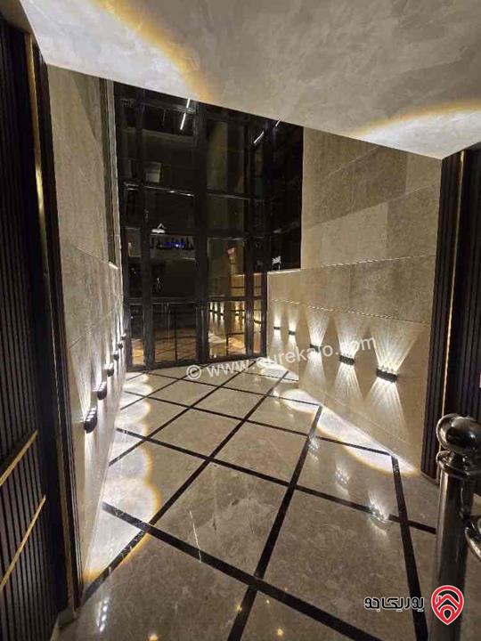 شقة طابق ثالث دوبلكس مساحة 280م للايجار في عمان - طريق المطار 