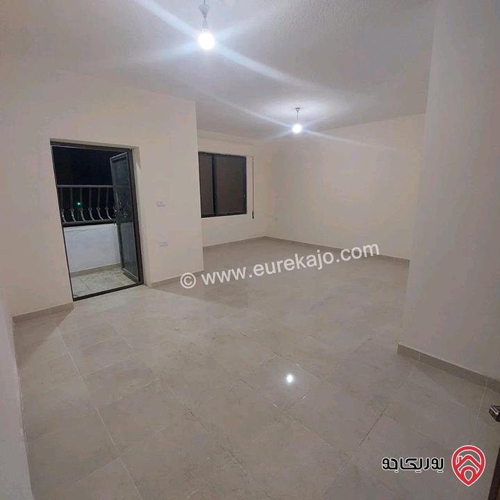 شقة طابق ثاني مساحة 150م للبيع أقساط في الزرقاء الجديدة 