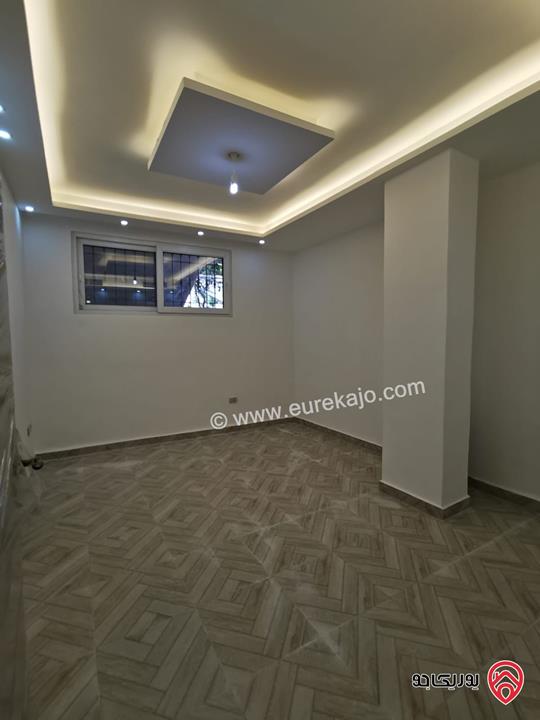 فيلا مع شقتين مساحة 800م على أرض 750م للبيع بإطلالة خلابة في عمان - بدر الجديدة من المالك مباشرة 