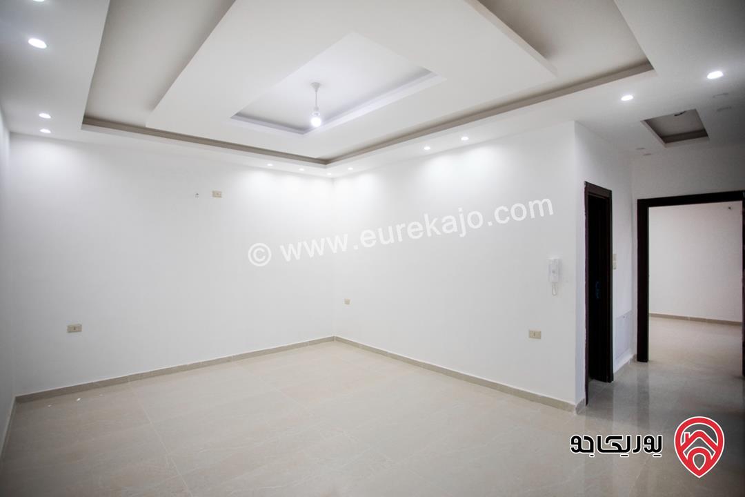 شقة فاخرة أرضية مساحة 185م داخلي و 50م خارجي للبيع في عمان - ابو علندا كاش او اقساط 