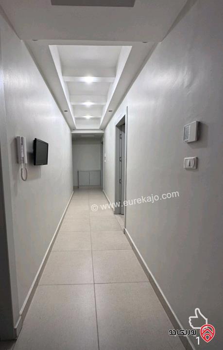 شقة طابقية طابق ارضي مساحة 330م للبيع في عمان - دابوق