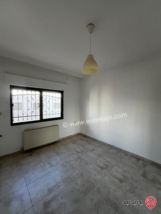 شقة سوبر ديلوكس طابق أول مساحة 200م للايجار في عمان - خلدا