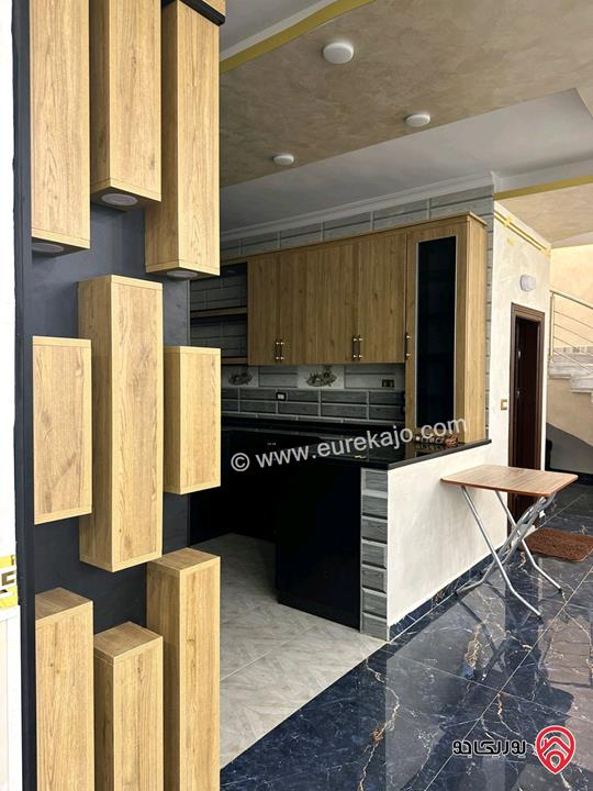 فيلا ومزرعة مفروشة مساحة 200م على أرض 2 دونم للايجار في اربد - طريق البترول منطقة هادئة وجميلة ومستقلة