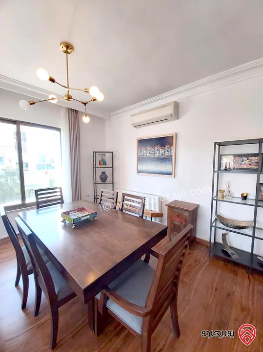 شقة مفروشة فخمة طابق أول مساحة 180م للايجار في عمان - الشميساني