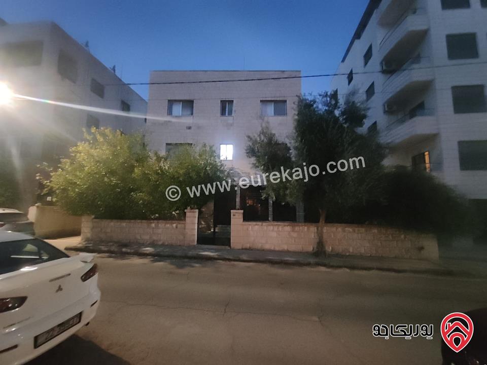 عمارة سكنية 3 طوابق على أرض 560م للبيع في عمان - جبل الحسين