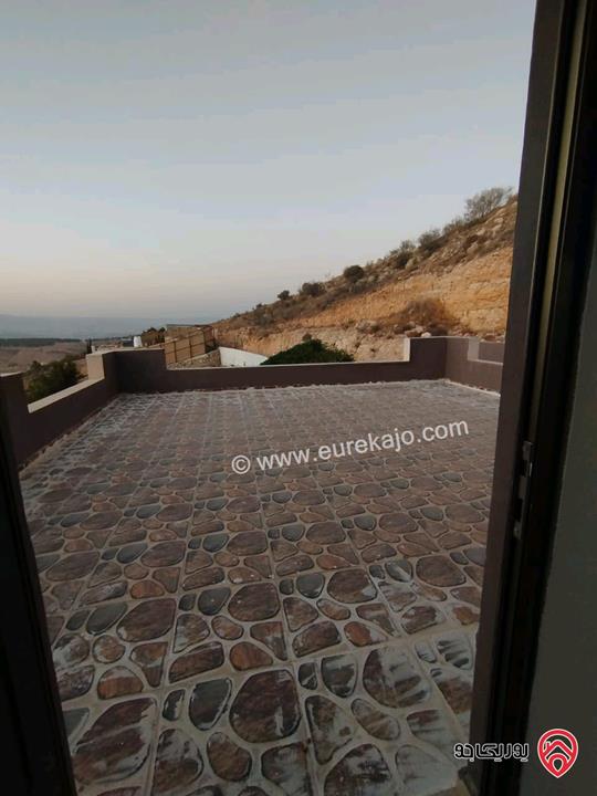 مزرعة مساحة الأرض 4 دونمات مع شاليه 250م للبيع في جرش خلف جامعة فيلادلفيا