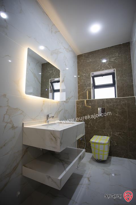 شقة فاخرة مساحة 150م وحديقة 165م للبيع في عمان - ضاحية الرشيد من المالك بسعر مغري