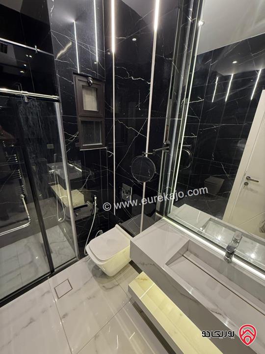 شقة دوبلكس مساحة 250م للبيع في عمان - دير غبار – تحفة هندسية بإطلالة بانورامية تأسر الأنفاس