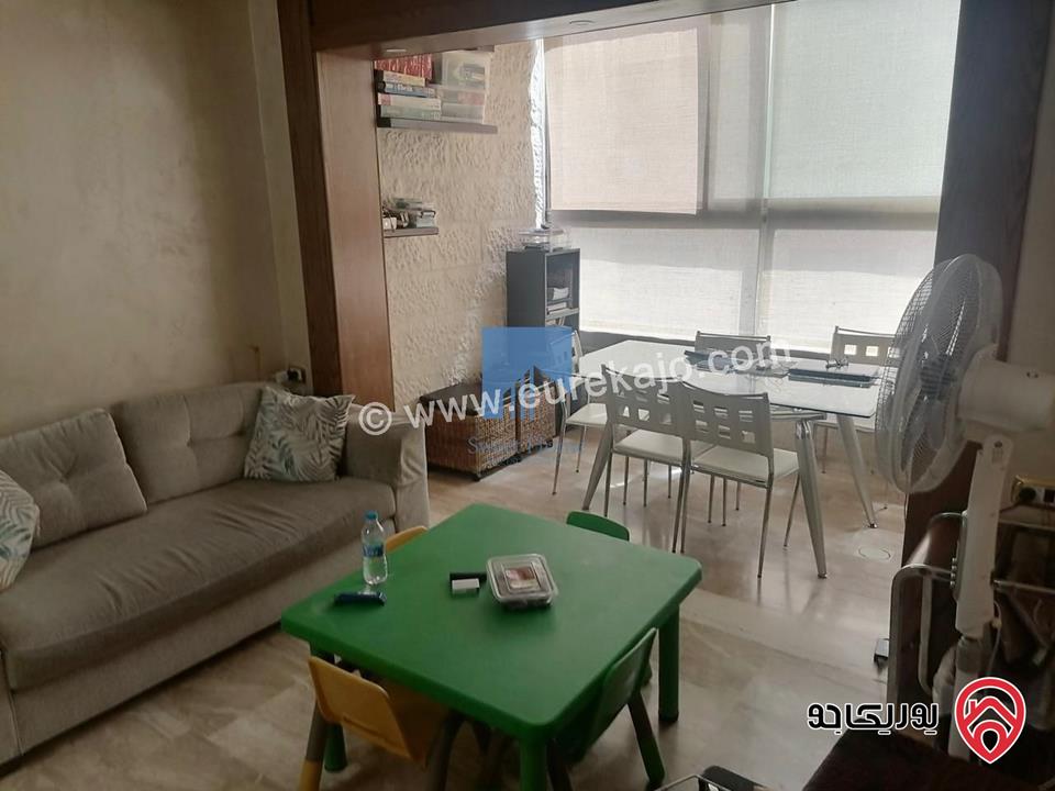 شقة أرضية فاخرة للبيع في عمان - خلدا مساحة 182م مع ترس 30م تشطيب سوبر ديلوكس