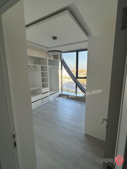 شقة طابقية سوبر ديلوكس مساحة 190م للايجار في مشروع أوكسجين في عمان - حي الياسمين رجم عميش 