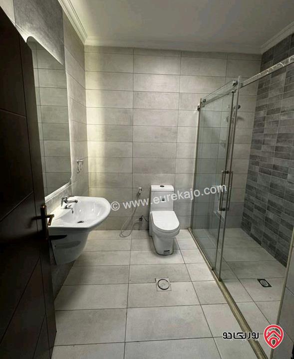 شقة فارغة طابق اول مساحة 200م للإيجار في عمان - البنيات