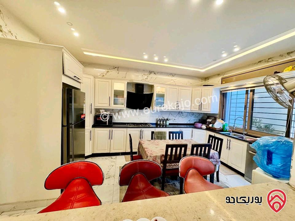 فيلا فاخرة طابقين مساحة 480م على أرض 760م للبيع في عمان - مرج الحمام ام عبهره