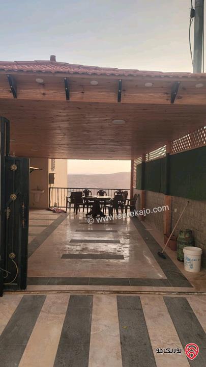 منزل مساحة 180م على أرض 523م للبيع في الزرقاء الجديدة ارسلان الجنوبي