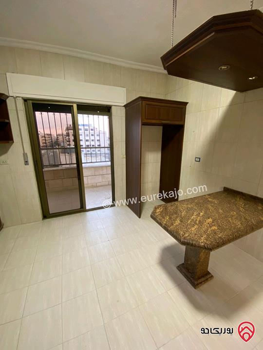 شقة مساحة 170م للبيع تصلح للسكن او الاستثمار في عمان - الياسمين